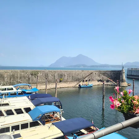 V - 100 Metres To Ferry With Private Garage * Stresa